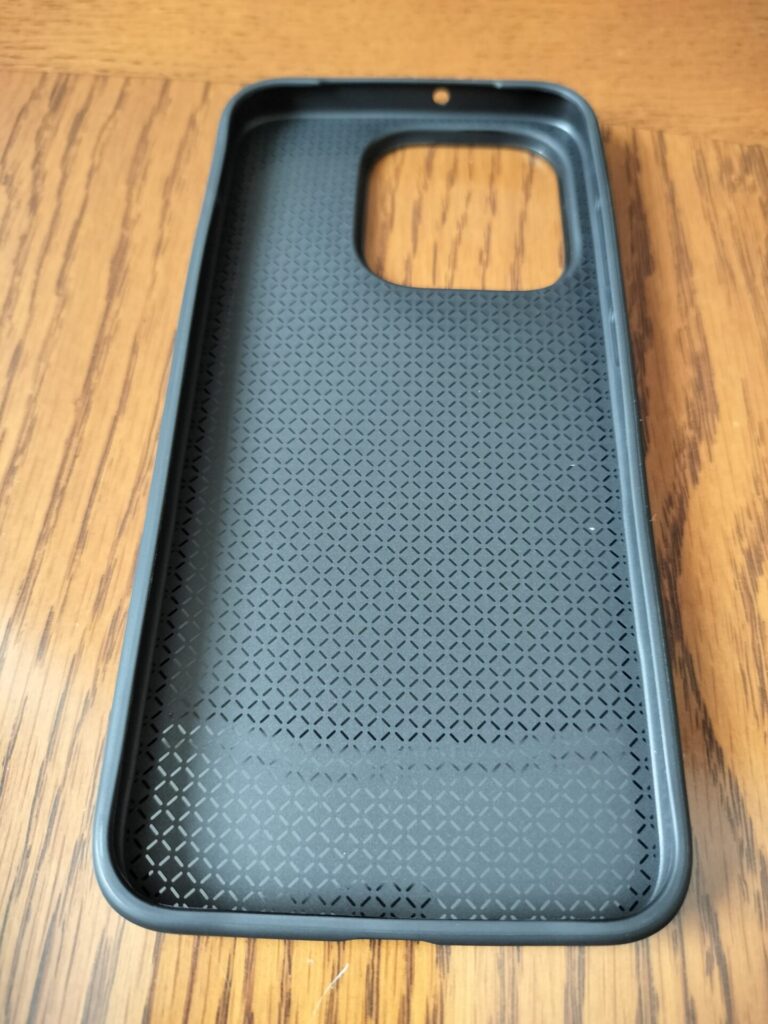 OPPO Find X9付属ケースの内側